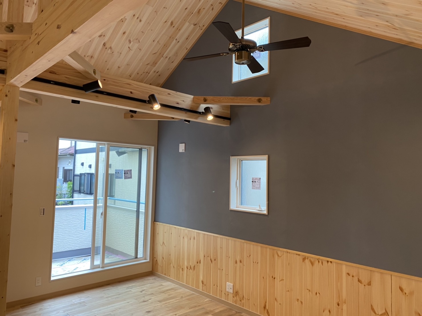 自然素材で変わる、心地よい暮らしのカタチ