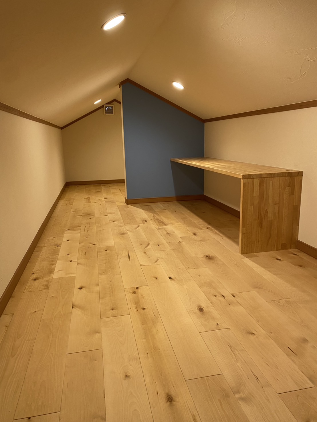 一人の時間を楽しむ、心地よい空間へ。